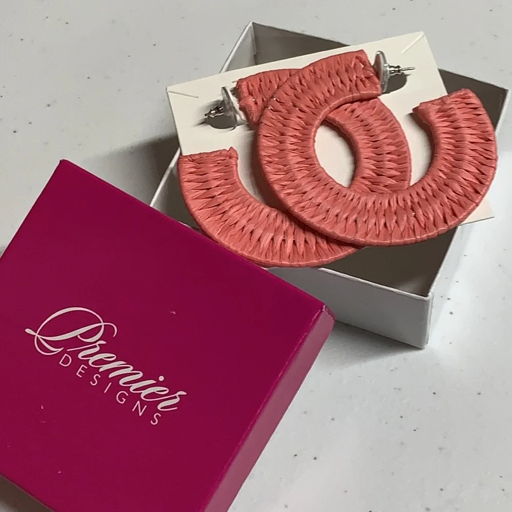 Premier Designs Tropic Raffia Wrapped Hoop Earrings